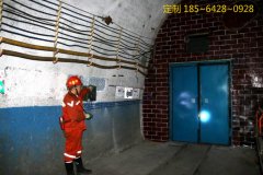 氣動無壓風(fēng)門